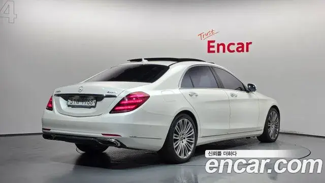 Mercedes-Benz S-Class 2018 — Фото 2/20