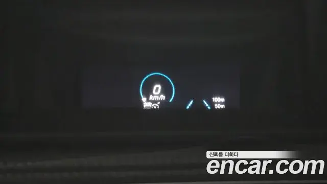 Mercedes-Benz E-Class 2021 — Photo 15/20