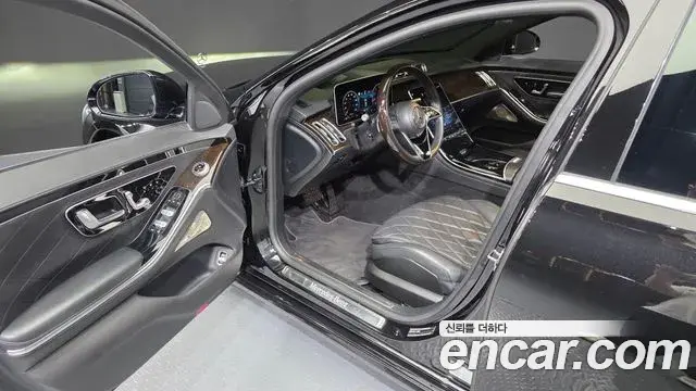 Mercedes-Benz S-Class 2021 — Фото 10/20