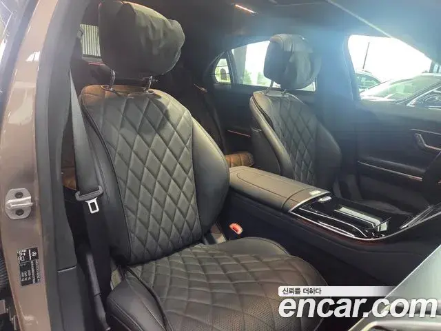 Mercedes-Benz S-Class 2025 — Фото 10/19