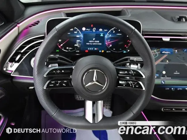 Mercedes-Benz E-Class 2025 — Photo 14/20