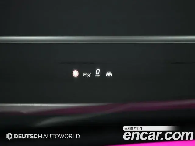 Mercedes-Benz E-Class 2025 — Photo 18/20