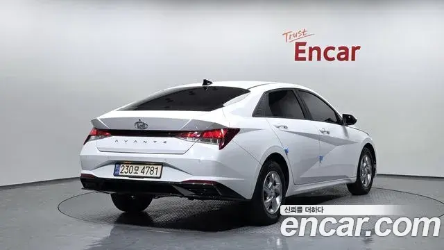 Hyundai Avante 2021 — ფოტო 2/20
