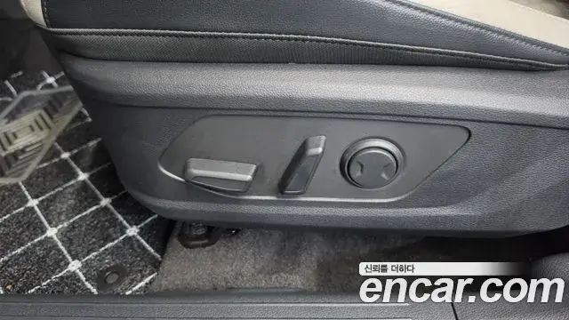 Kia Sportage 2025 — Şəkil 44/45