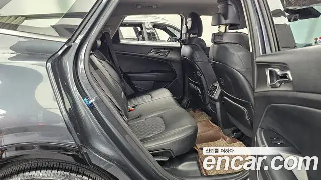 Kia Sportage 2024 — Фото 10/20