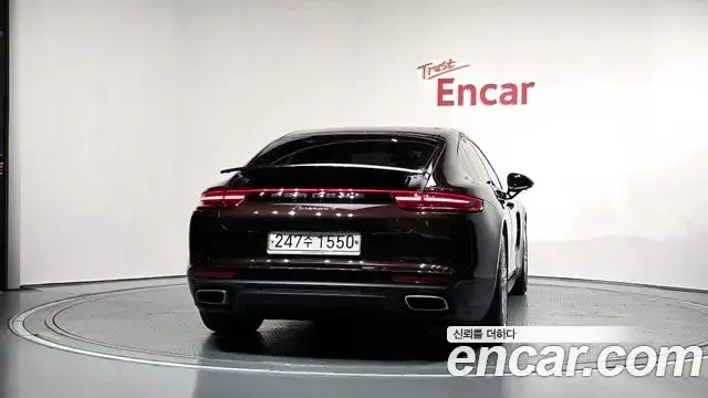 Porsche Panamera 2020 — Фото 4/20