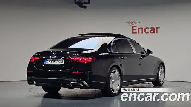 Mercedes-Benz S-Class 2023 — Фото 2/20