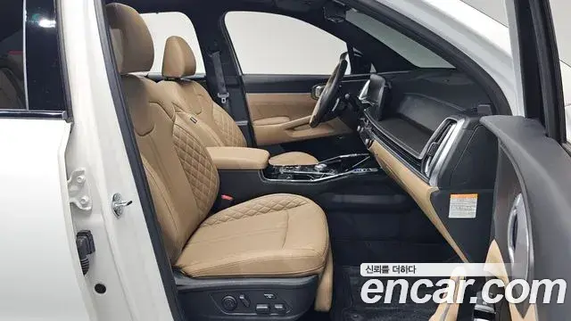 Kia Sorento 2024 — ფოტო 15/35