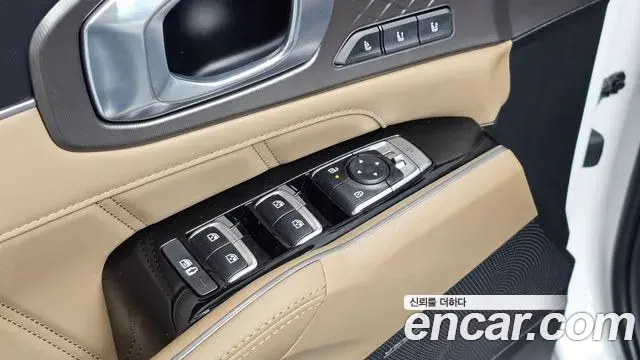 Kia Sorento 2024 — ფოტო 28/35
