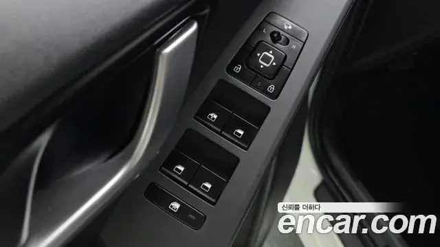 Kia Niro 2022 — Фото 17/20