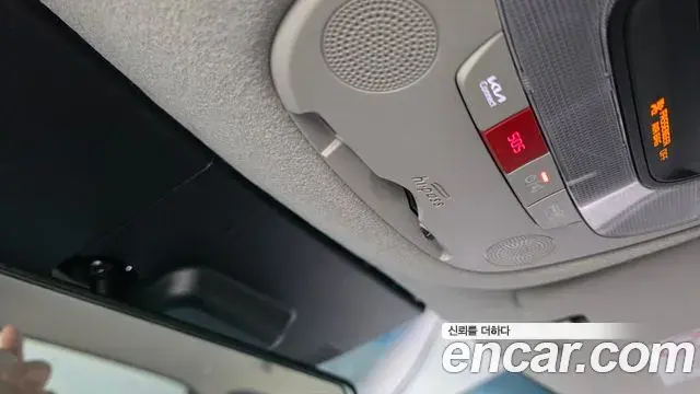 Kia Niro 2022 — Фото 19/20