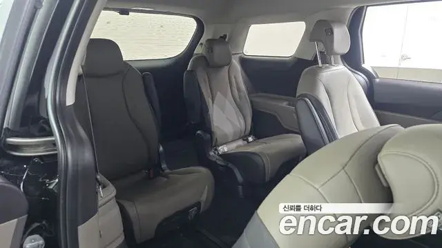 Kia Carnival 2024 — Photo 11/20