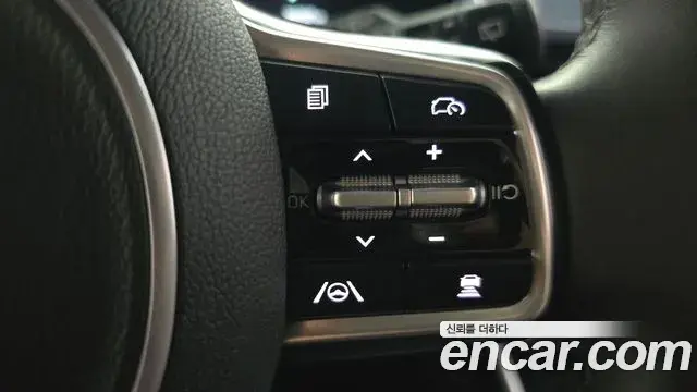 Kia Carnival 2024 — Photo 19/20