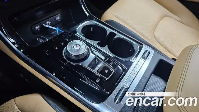 Kia Carnival 2020 — Фото 9/20