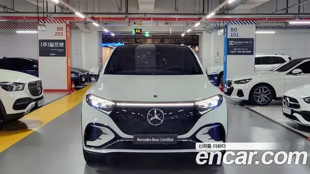 Mercedes-Benz EQS SUV 2023 — Şəkil 12/20