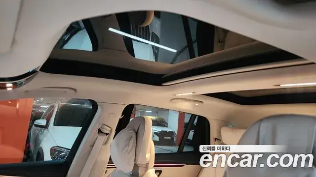 Mercedes-Benz EQS SUV 2023 — Şəkil 4/20