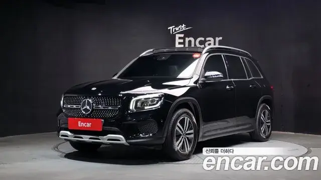 Mercedes-Benz GLB-Class 2021 — Photo 1/20