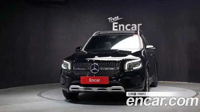 Mercedes-Benz GLB-Class 2021 — Photo 3/20