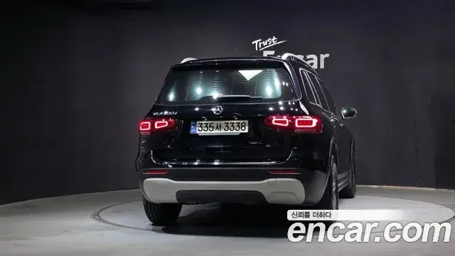 Mercedes-Benz GLB-Class 2021 — Photo 4/20