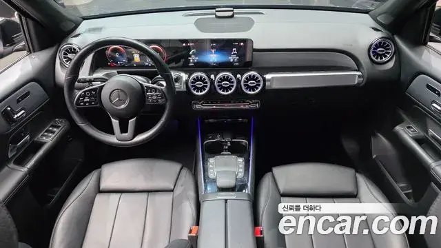 Mercedes-Benz GLB-Class 2021 — Photo 7/20