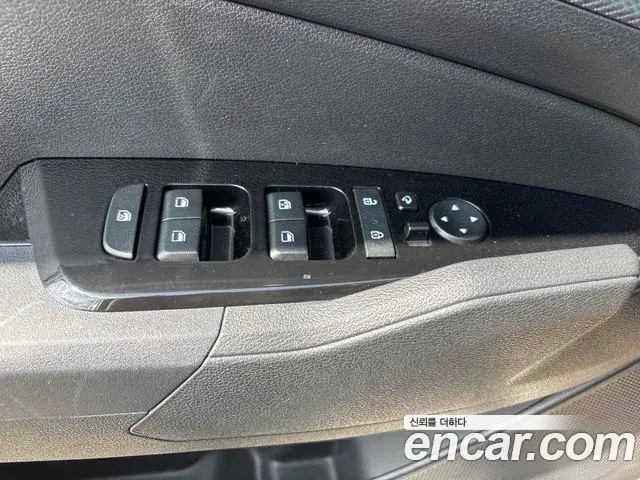 Kia Sportage 2021 — Фото 14/18