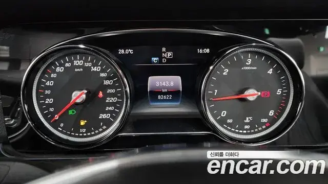 Mercedes-Benz E-Class 2018 — Фото 8/20