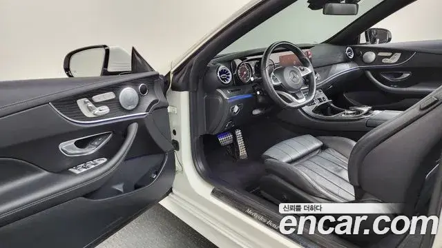 Mercedes-Benz E-Class 2018 — Фото 10/20