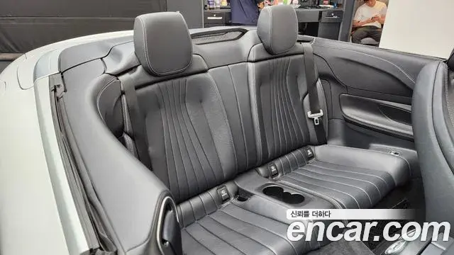 Mercedes-Benz E-Class 2018 — Фото 11/20
