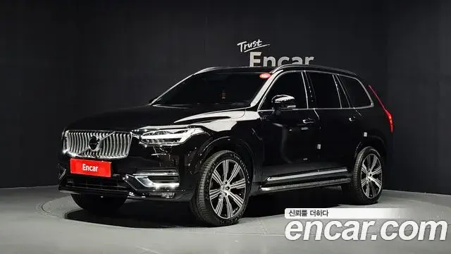 Volvo XC90 2021 — Фото 1/20