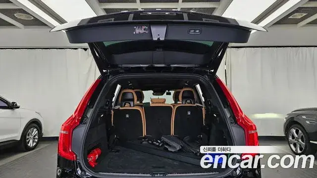Volvo XC90 2021 — Фото 20/20