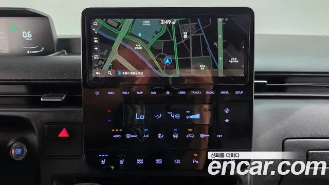 Hyundai Staria 2023 — Фото 13/20