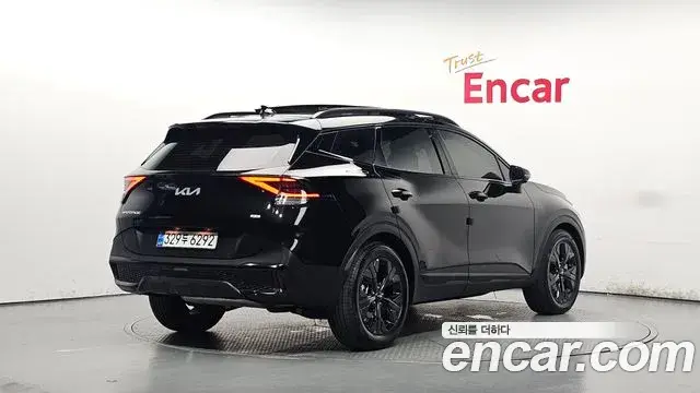 Kia Sportage 2024 — Фото 2/20