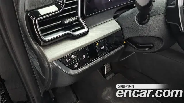 Kia Sportage 2024 — Фото 17/20