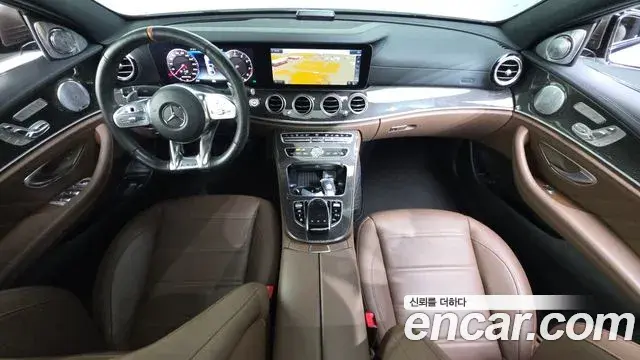Mercedes-Benz E-Class 2019 — Фото 7/20