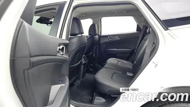 Kia Sportage 2025 — Фото 11/20