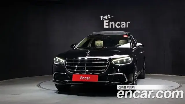 Mercedes-Benz S-Class 2025 — Фото 3/20