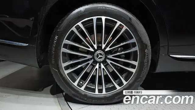 Mercedes-Benz S-Class 2025 — Фото 5/20
