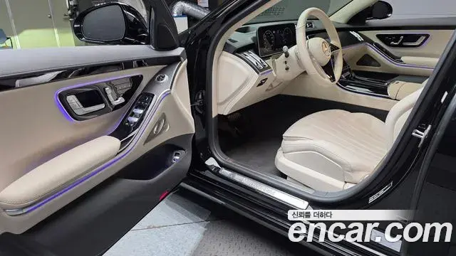 Mercedes-Benz S-Class 2025 — Фото 10/20