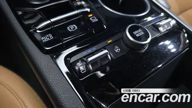 Kia K5 2020 — ფოტო 26/39