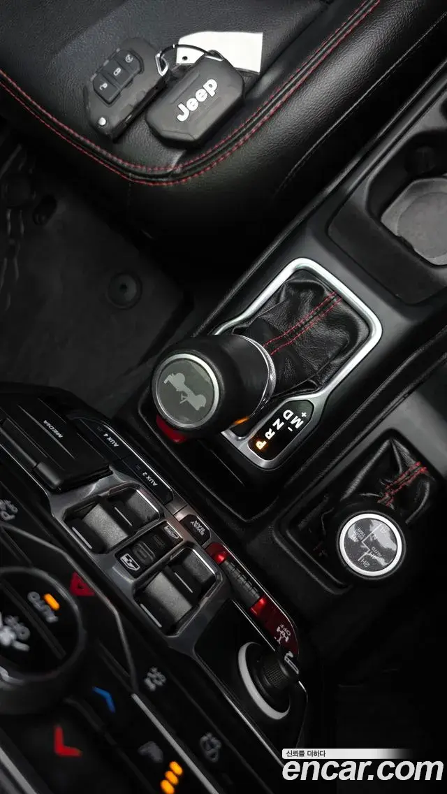 Jeep Wrangler 2022 — Фото 20/20