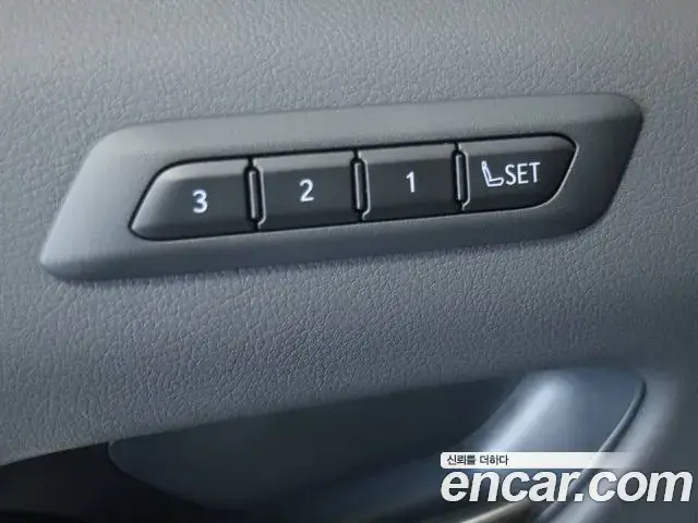 Lexus UX300h 2025 — Şəkil 12/16