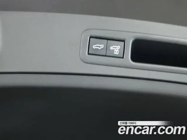 Lexus UX300h 2025 — Şəkil 5/16