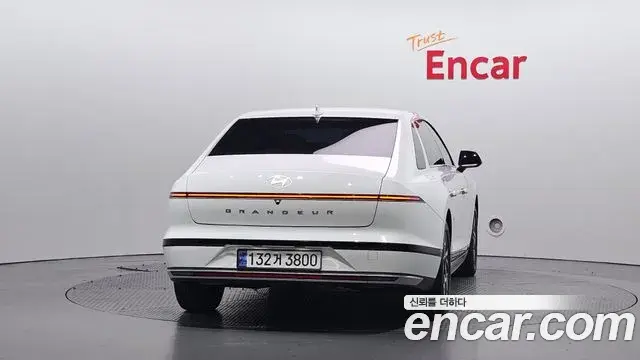 Hyundai Grandeur 2023 — Şəkil 4/20