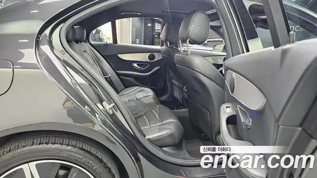 Mercedes-Benz C-Class 2020 — Фото 12/20
