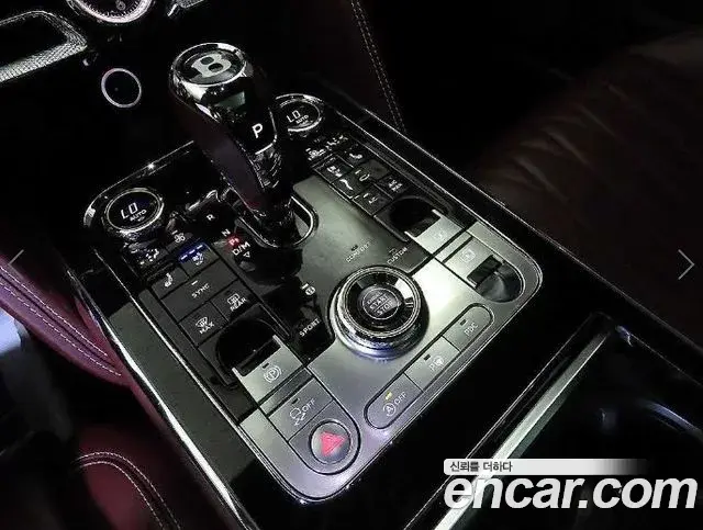 Bentley Flying Spur 2021 — Şəkil 17/20