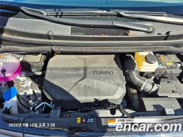 Hyundai Staria 2025 — Photo 4/19