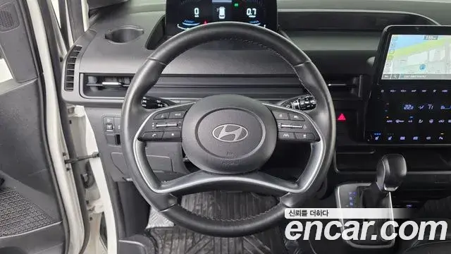 Hyundai Staria 2024 — Фото 13/20