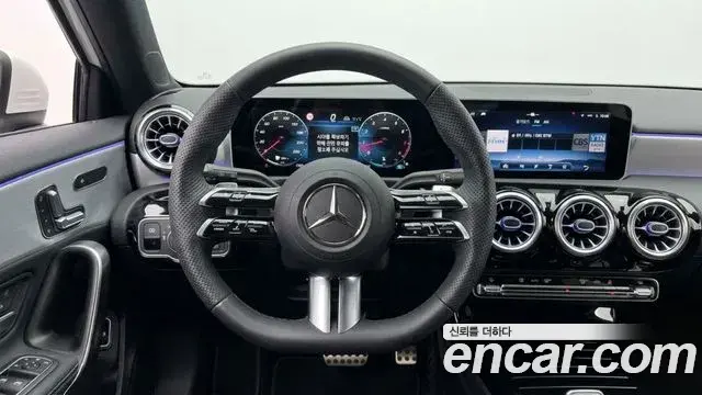 Mercedes-Benz CLA-Class 2026 — Photo 12/12