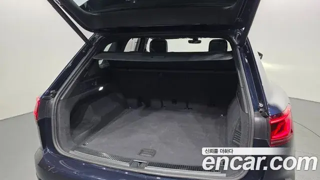 Volkswagen Touareg 2024 — Şəkil 11/40