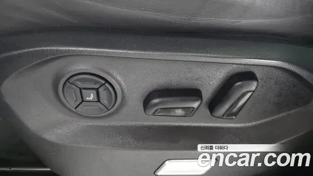 Volkswagen Touareg 2024 — Şəkil 23/40